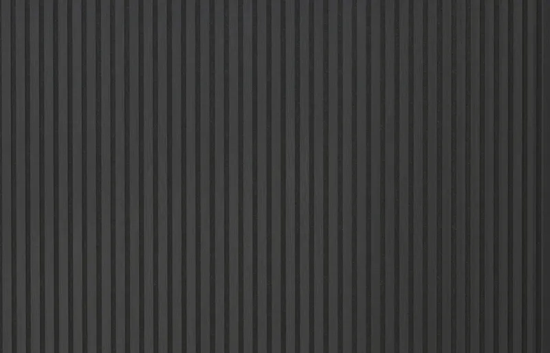 Noir Line Image 1